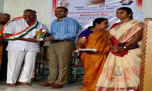 தியாகிகளின் வாரிசுகள் 40 பேருக்கு விருது தியாகிகளின் வாரிசுகள் 40 பேருக்கு விருது