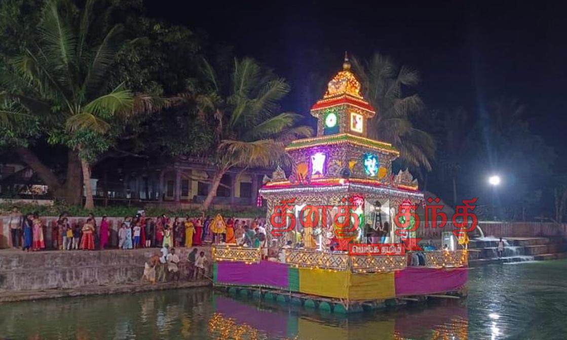 Theppa Utsavam at Amaruvi Perumal temple in Theragundur | தேரழுந்தூர் ...