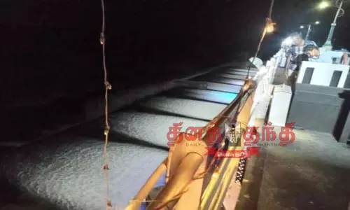 ஆழியாறு அணையின் மதகை இயக்கிய சிறுவன்