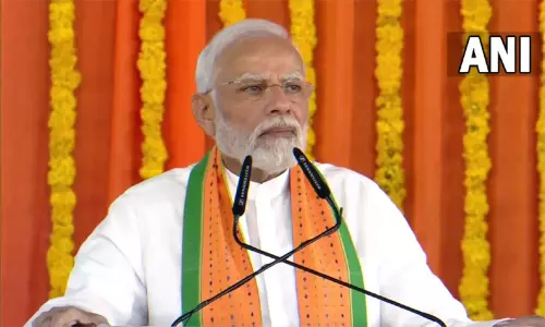 இளைஞர்களின் வாழ்க்கையை அழிக்கும் நகர்ப்புற நக்சல்களை குஜராத் அனுமதிக்காது - பிரதமர் மோடி பேச்சு