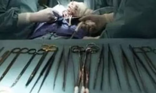 பெண்ணின் வயிற்றில் 5 ஆண்டாக இருந்த கத்தரிக்கோல்: விசாரணைக்கு உத்தரவு