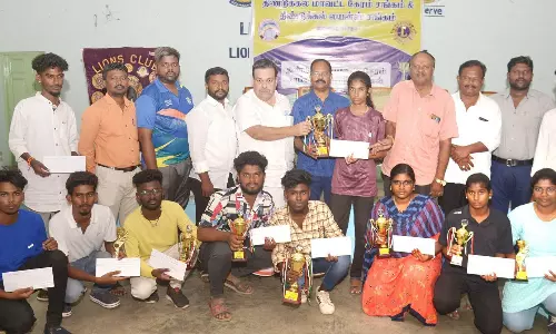 மாவட்ட அளவிலான கேரம் போட்டி மாவட்ட அளவிலான கேரம் போட்டி