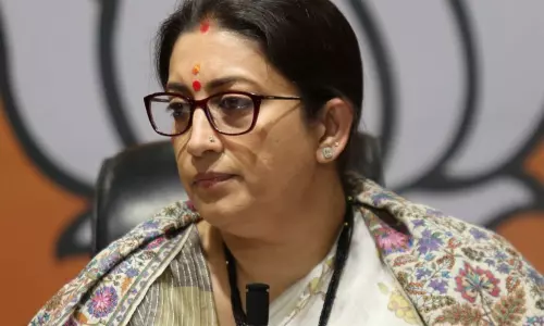 பா.ஜனதா ஆட்சியில் மட்டுமே பெண்களுக்கு பாதுகாப்பு - மத்திய மந்திரி ஸ்மிரிதி இரானி உறுதி பா.ஜனதா ஆட்சியில் மட்டுமே பெண்களுக்கு பாதுகாப்பு - மத்திய மந்திரி ஸ்மிரிதி இரானி உறுதி