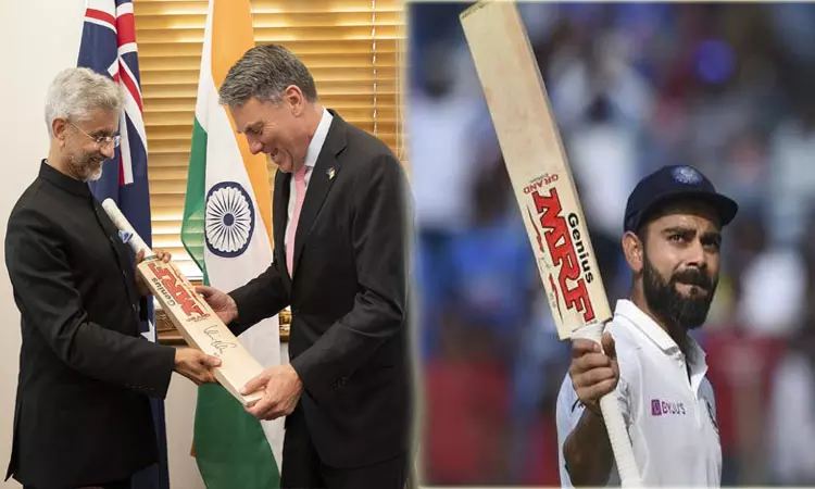 ஆஸி. துணை பிரதமருக்கு கோலி ஆட்டோகிராப் போட்ட பேட்டை பரிசாக வழங்கிய மத்திய மந்திரி ஜெய்சங்கர்