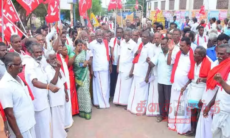 வேலையின்மையை போக்க விருதுநகர் மாவட்டத்தில்   தொழில் தொடங்க வேண்டும்