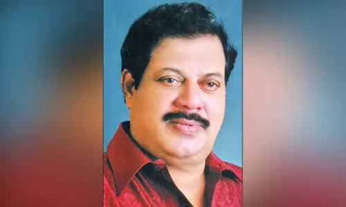 பிரபல நடிகர் மரணம்