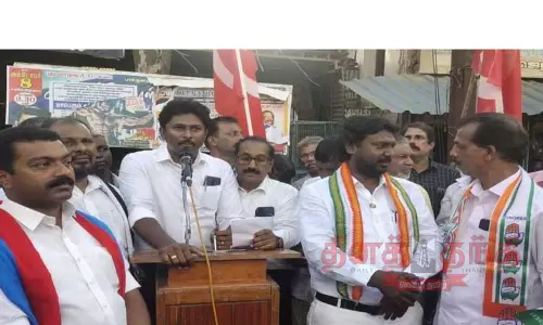 குமரி மாவட்டத்தில் சமூக நல்லிணக்கத்தை வலியுறுத்தி மனித சங்கிலி போராட்டம்