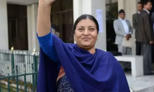 கொரோனா பாதித்த நேபாள அதிபர் சிகிச்சை முடிந்து மருத்துவமனையில் இருந்து டிஸ்சார்ஜ்