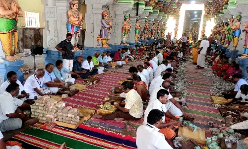 ராமேசுவரம் கோவிலில் ரூ.1½ கோடி உண்டியல் காணிக்கை ராமேசுவரம் கோவிலில் ரூ.1½ கோடி உண்டியல் காணிக்கை