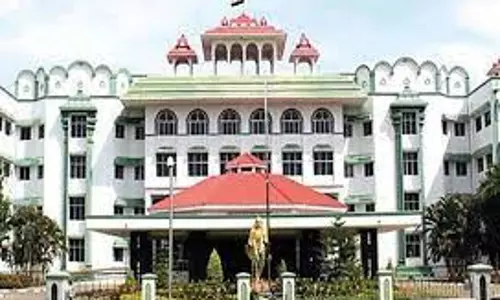 சட்டவிரோத குவாரிகள் மீது எடுத்த நடவடிக்கை என்ன?ஒரு வாரத்தில் அறிக்கை அளிக்க அரசுக்கு கெடு