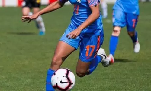 பெண்கள் உலக கோப்பை கால்பந்து: இந்தியா வெற்றி கணக்கை தொடங்குமா?