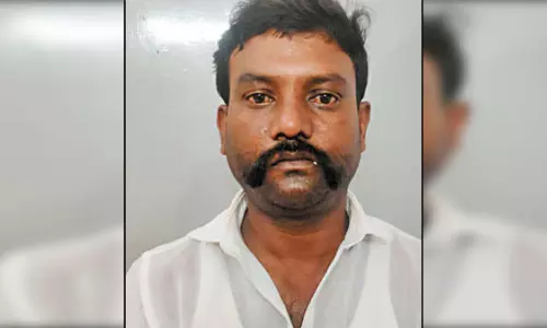 மதுரவாயலில் போலி துப்பாக்கியை காட்டி வியாபாரிகளிடம் மாமூல் வசூலித்தவர் கைது