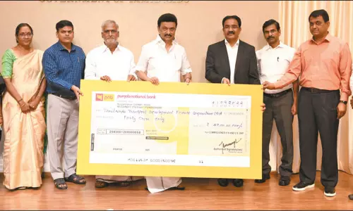 2 ஆயிரம் கோவில்களில் ஒருகால பூஜைக்கு ரூ.40 கோடி வைப்பு நிதி: முதல்-அமைச்சர் வழங்கினார்