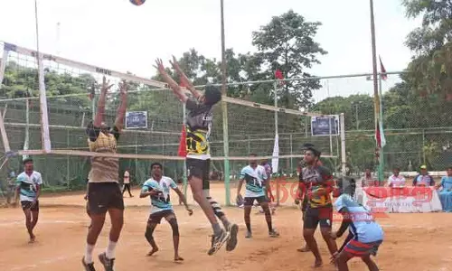 என்.ஜி.பி. கல்லூரி அணி வெற்றி