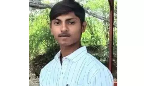 காதலுக்கு எதிர்ப்பு- மைனர்பெண் தற்கொலை; காதலன் கொலை