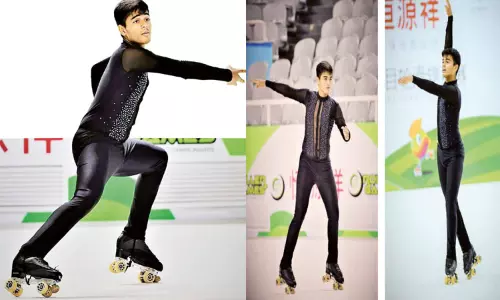 ரோலர் ஸ்கேட்டிங் சாம்பியன் ரோலர் ஸ்கேட்டிங் சாம்பியன்