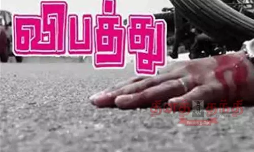 மோட்டார் சைக்கிள் மீது லாரி மோதல்; பெயிண்டர் பலி