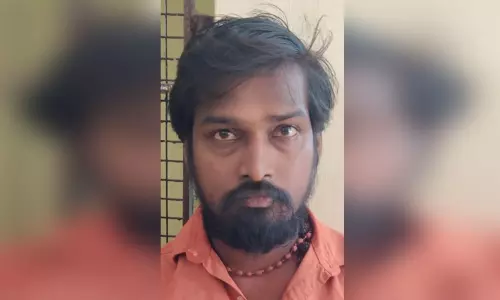 காஞ்சிபுரம்: 12 வயது சிறுமிக்கு பிறந்த ஆண் குழந்தை... போக்சோ சட்டத்தில் ஆட்டோ டிரைவர் கைது