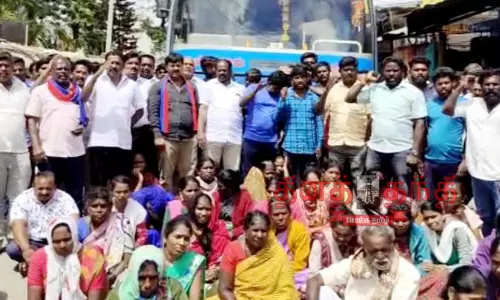 பொதுமக்கள் சாலை மறியல்