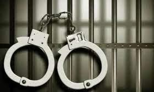 காங்கயத்தில் மூதாட்டியை கொலை செய்த தொழிலாளிக்கு ஆயுள் தண்டனை விதித்து திருப்பூர் மாவட்ட மகளிர் நீதிமன்றத்தில் தீர்ப்பளிக்கப்பட்டது. காங்கயத்தில் மூதாட்டியை கொலை செய்த தொழிலாளிக்கு ஆயுள் தண்டனை விதித்து திருப்பூர் மாவட்ட மகளிர் நீதிமன்றத்தில் தீர்ப்பளிக்கப்பட்டது.