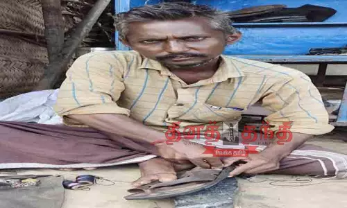 நலிவடைந்து வரும் செருப்பு தைக்கும் தொழில் நலிவடைந்து வரும் செருப்பு தைக்கும் தொழில்