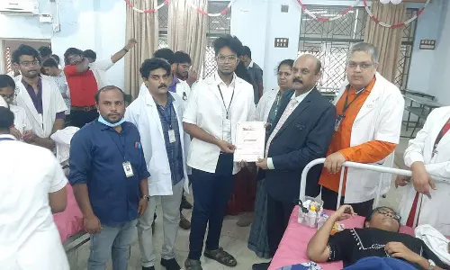 தேனி அரசு மருத்துவமனையில் ரத்ததான முகாம் தேனி அரசு மருத்துவமனையில் ரத்ததான முகாம்