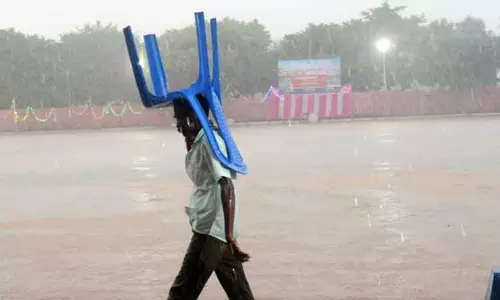 புதுக்கோட்டையில் கொட்டித்தீர்த்த மழை