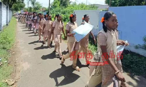 ரமணமுதலிபுதூர் அரசு பள்ளியில்  சாலை பாதுகாப்பு விழிப்புணர்வு