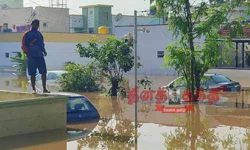 வெள்ளக்காடாக மாறிய ஓசூர்