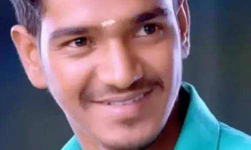 கடலில் மூழ்கி வாலிபர் சாவு