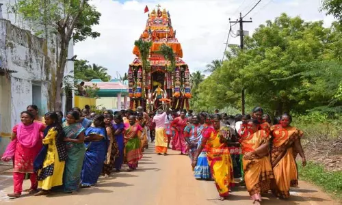 வீரவநல்லூர் பூமிநாத சுவாமி கோவில் ஐப்பசி திருக்கல்யாண தேரோட்டம்