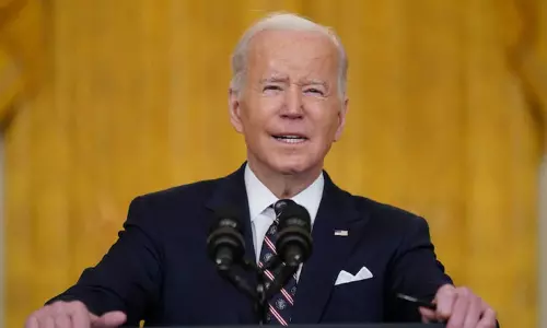 அமெரிக்காவில் நாடாளுமன்ற தேர்தல்: பெட்ரோல், டீசல் விலையை குறைக்க ஜோ பைடன் நடவடிக்கை