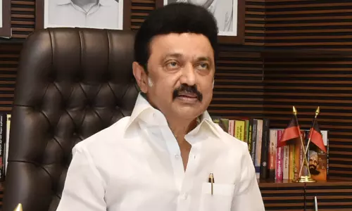 இந்திய கடற்படையினரின் துப்பாக்கிச்சூட்டில் காயமடைந்த மீனவருக்கு ரூ. 2 லட்சம் நிவாரணம் - சிறப்பான சிகிச்சை அளிக்க முதல்-அமைச்சர் உத்தரவு இந்திய கடற்படையினரின் துப்பாக்கிச்சூட்டில் காயமடைந்த மீனவருக்கு ரூ. 2 லட்சம் நிவாரணம் - சிறப்பான சிகிச்சை அளிக்க முதல்-அமைச்சர் உத்தரவு