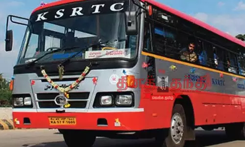 பெங்களூரு பஸ் நிலையங்களில் விடிய, விடிய மக்கள் கூட்டம் பெங்களூரு பஸ் நிலையங்களில் விடிய, விடிய மக்கள் கூட்டம்