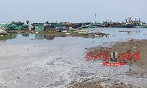 5 ஆயிரம் மீனவர்கள் மீன்பிடிக்க செல்லவில்லை