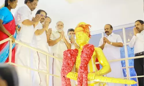 மருதுபாண்டியர்களின் 221 வது நினைவு நாள் - அமைச்சர்கள் மரியாதை