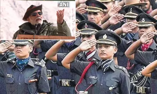 ராணுவத்தில் பெண்களின் வருகையால் நமது பலம் அதிகரிக்கப் போகிறது - கார்கிலில் பிரதமர் மோடி உரை