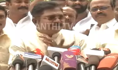 ஜெ. மரணம் குறித்த அறிக்கை.. - அரசியல்வாதி அறிக்கை போல் உள்ளது - டிடிவி தினகரன் விமர்சனம்