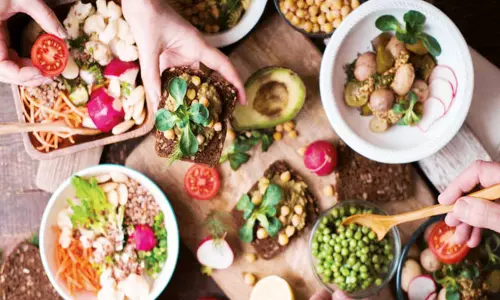 பண்டிகை காலத்தில் உடலில் சேரும் நச்சுக்களை நீக்கும் வழிகள்