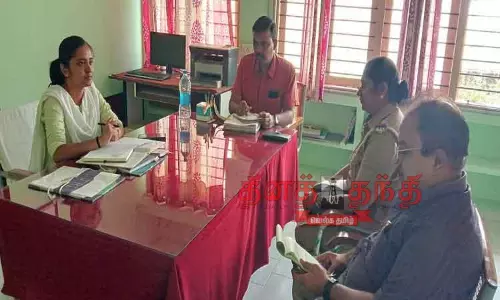 வால்பாறையில் போக்குவரத்து நெரிசலை கட்டுப்படுத்த நடவடிக்கை-கூட்டத்தில் அதிகாரிகளுக்கு, சப்-கலெக்டர் அறிவுறுத்தல்