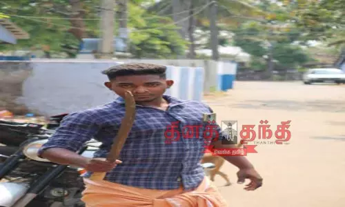 ஆனைமலை அருகே கத்தியை காட்டி மிரட்டிய வாலிபர் கைது ஆனைமலை அருகே கத்தியை காட்டி மிரட்டிய வாலிபர் கைது