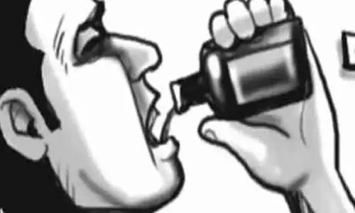 விஷம் குடித்து முதியவர் தற்கொலை விஷம் குடித்து முதியவர் தற்கொலை