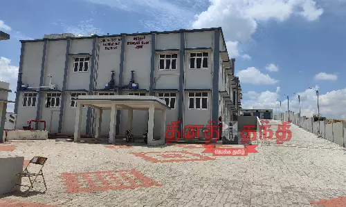 அதிநவீன தொழில்நுட்பத்துடன் மருந்து ஆய்வகம்