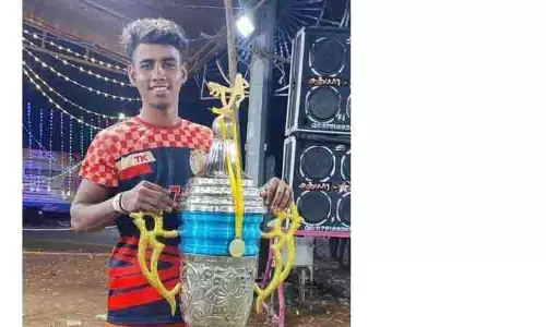 கபடி வீரர் மயங்கி விழுந்து சாவு கபடி வீரர் மயங்கி விழுந்து சாவு