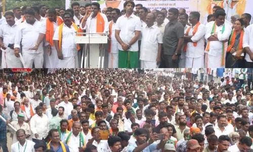 கடலூரில் பா.ஜ.க. ஆர்ப்பாட்டம்:  இந்தி எதிர்ப்பு என்று கூறி ஆங்கிலத்தை புகுத்தினால் வீதிக்கு வந்து போராடுவோம்  அண்ணாமலை பேச்சு