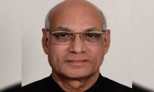 நிலக்கரி சுரங்க ஒதுக்கீடு விவகாரம்: தேர்தல் கமிஷன் பரிந்துரைப்படி ஜார்கண்ட் முதல்-மந்திரி பதவி பறிக்கப்படுமா? - கவர்னர் ரமேஷ் பயஸ் பேட்டி நிலக்கரி சுரங்க ஒதுக்கீடு விவகாரம்: தேர்தல் கமிஷன் பரிந்துரைப்படி ஜார்கண்ட் முதல்-மந்திரி பதவி பறிக்கப்படுமா? - கவர்னர் ரமேஷ் பயஸ் பேட்டி