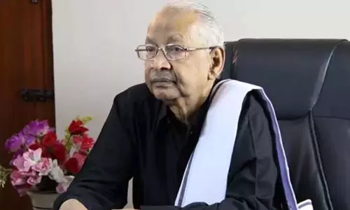 குஜராத் தேர்தலுக்காக அரவிந்த் கெஜ்ரிவால் திடீர் பக்தி வேஷம் போடுகிறார் - கி.வீரமணி குஜராத் தேர்தலுக்காக அரவிந்த் கெஜ்ரிவால் திடீர் பக்தி வேஷம் போடுகிறார் - கி.வீரமணி