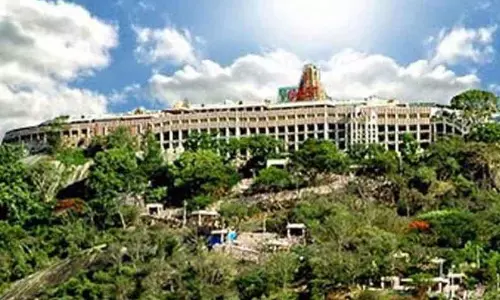 பழனி முருகன் கோவிலில் நாளை பூஜை நேரம் மாற்றம்