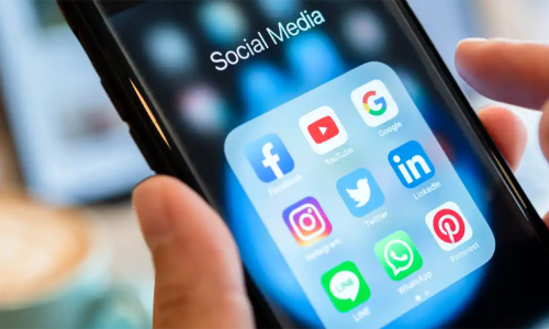 சமூக ஊடகங்களை கட்டுப்படுத்த புதிய அறிவிப்பாணை வெளியிட்டது மத்திய அரசு