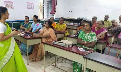 ஆசிரியர்களுக்கு பயிற்சி